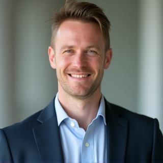 Professional headshot of Jonas Schmidt, Career Strategist
